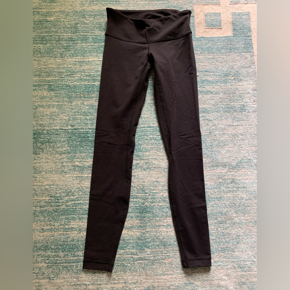 Lululemon leggings 28”, size 4